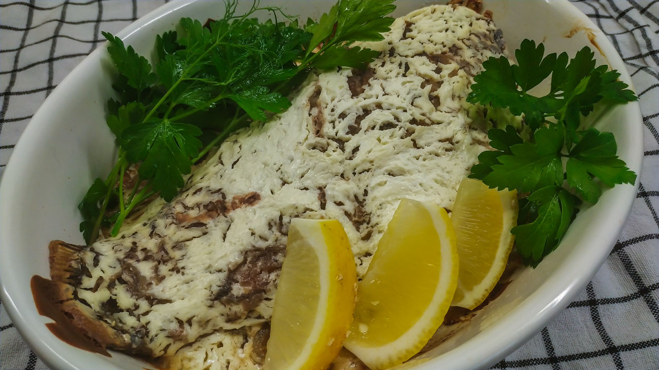 Карась в сметане без косточек